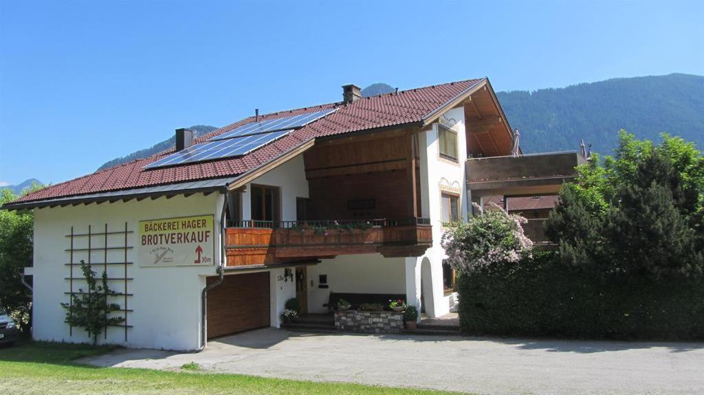 Haus Hager Panzió Schlitters Kültér fotó